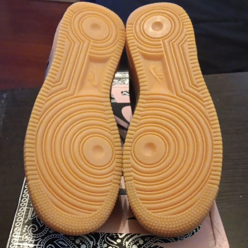 Nike Air Force 1 Low '07 "Black Gum" M6Y/W7.5 Brand New - Picture 9 of 9